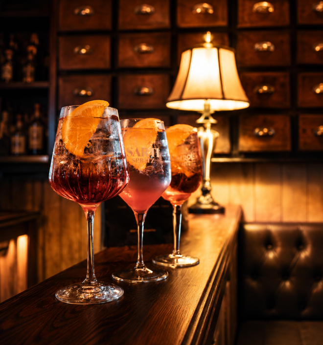 2 for 1 Gin & Tonic at Plunkets Pub Dublin
